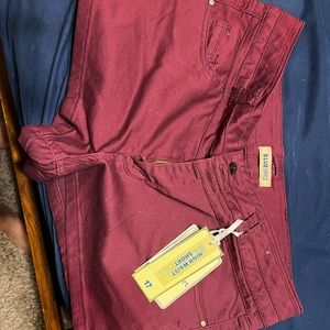 Jean shorts red, size 17 brand new never worn